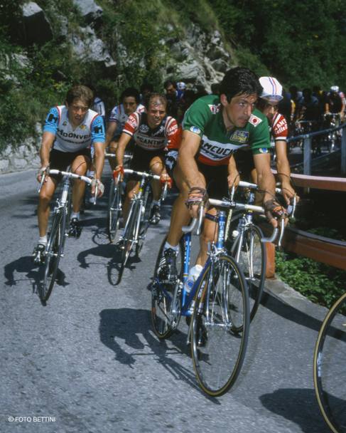 Francesco Moser, vincitore del Giro d&#39;Italia 1984, entra nella Hall of Fame della corsa rosa. Bettini